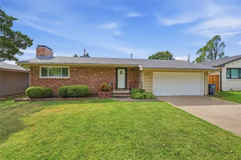 5732 E 25th Place