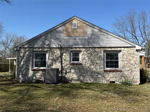 408 W Blair Avenue