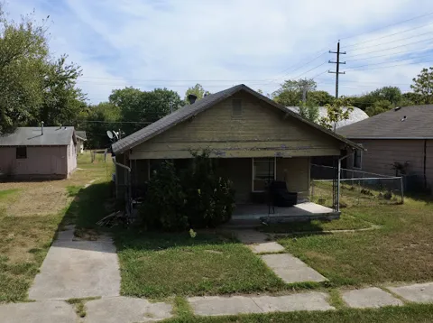 305 Taft Avenue #5