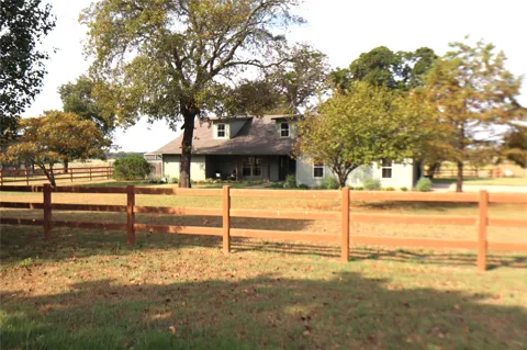 2 Hickory Place