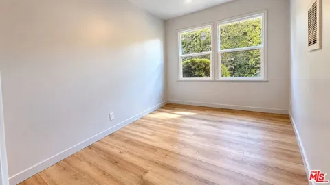 1344 W 107th Street