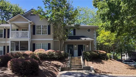 904 Peachtree Forest Terrace