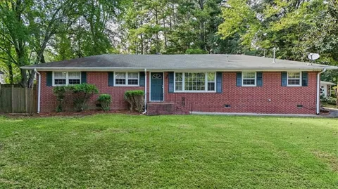 107 Pinecrest Circle