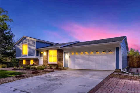 1850 S Truckee Way