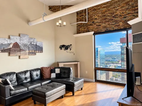 1625 Larimer Street #3202