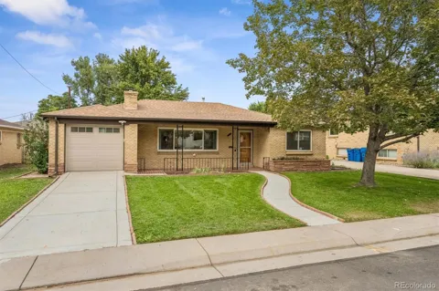 5651 W 36th Place