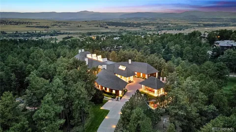 3 Elk Pointe Lane