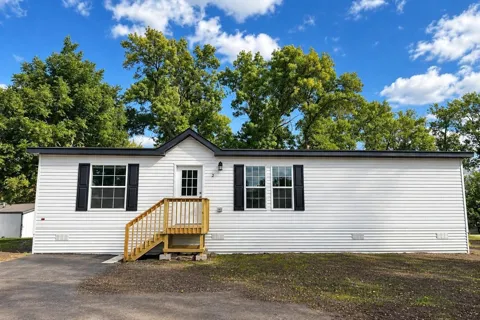 215 Mckay Avenue #2