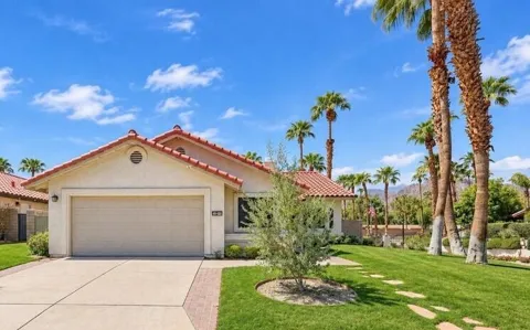 49185 Balada Court