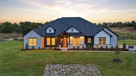1011 Meadow Wood Terrace