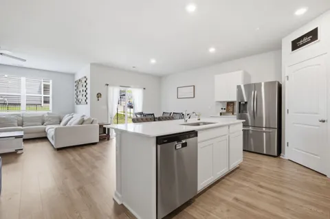 1208 Linn Cove Ct