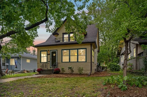 2017 22nd Avenue NE