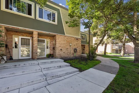 7227 W Franklin Avenue