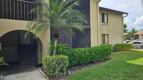 520 Shady Pine Way #D1
