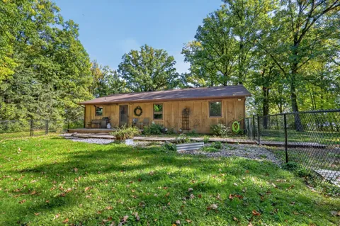 2016 Knollwood Drive