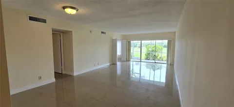 2950 PALM AIRE DRIVE #106
