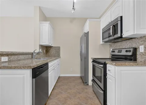 3677 San Simeon Cir