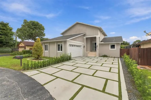 5428 SW 152nd Place Cir