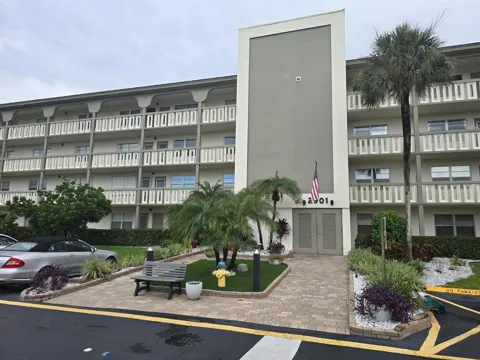 2901 Victoria Circle #A1