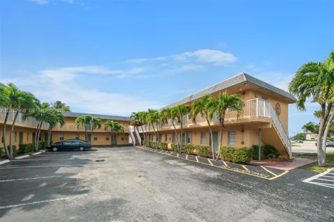 4081 Dixie Hwy #27
