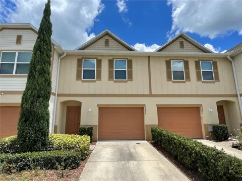 3827 STRAFFORD PLACE