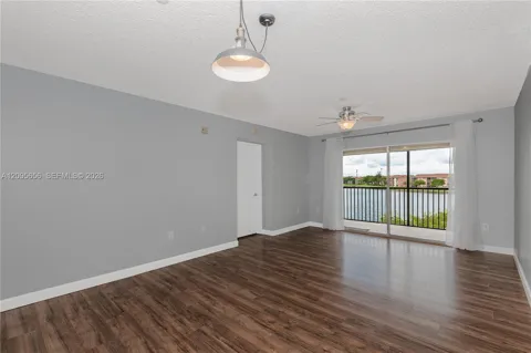 550 SW 138th Ave #404K
