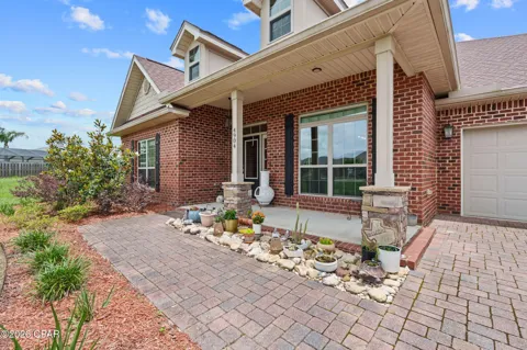 4904 Christy Lane