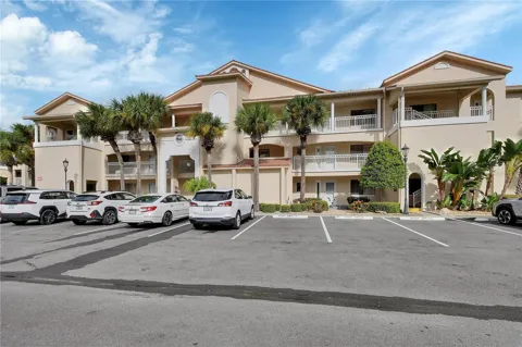 446 BOUCHELLE DRIVE #103