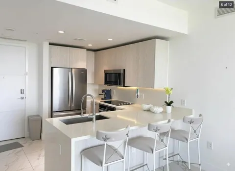 2000 Metropica Way #1111