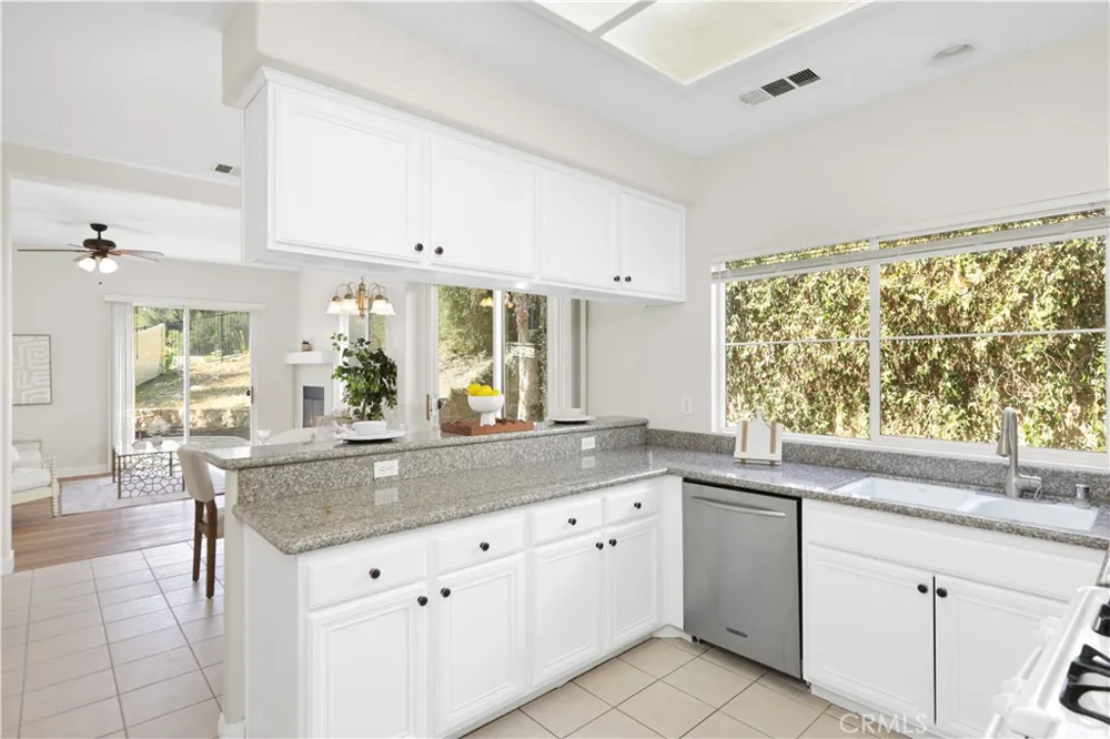 8656 Lago Vista Rancho Cucamonga, CA 91730