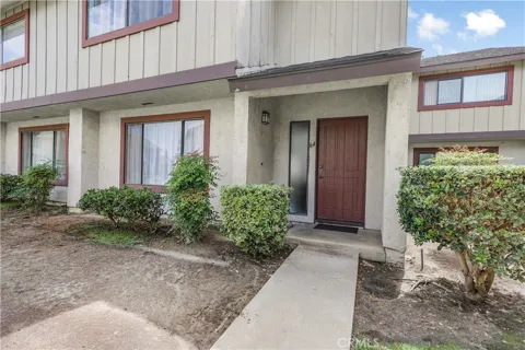 1401 W Cerritos #64