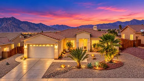 13717 Pinnacle Circle