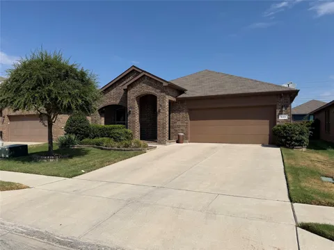925 Meadow Scape Drive