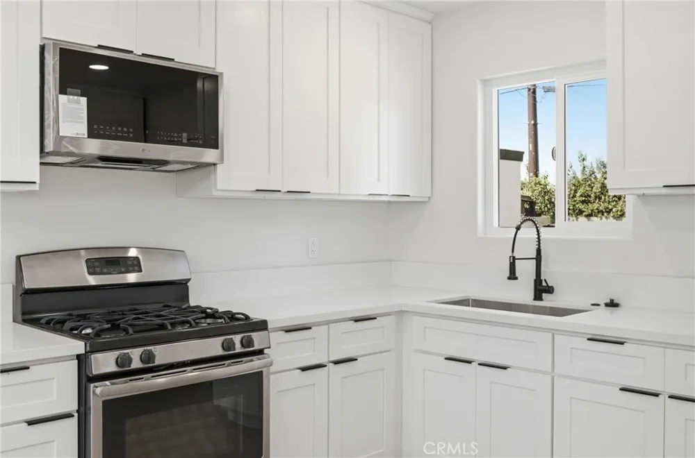 840 Valley View Drive San Bernardino, CA 92408
