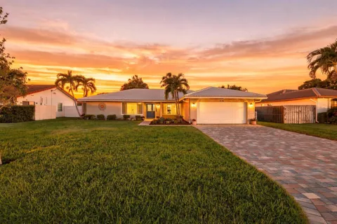 626 NW 100th Way