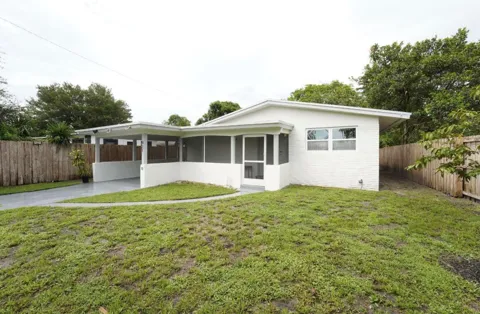 921 NW 14th Street