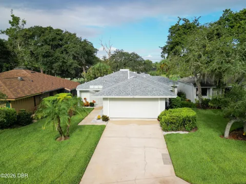 724 Saint Andrews Circle