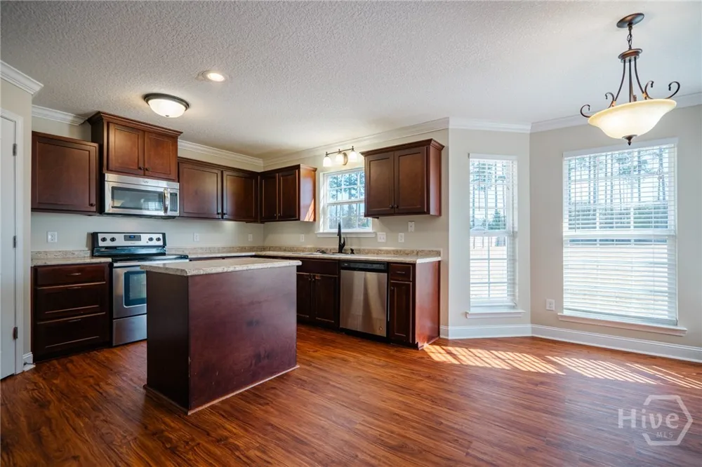 141 Powers Drive Midway, GA 31320