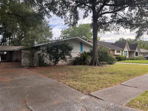 5542 Cheena Drive