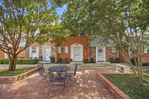 1205 Roaring Springs Road #1205