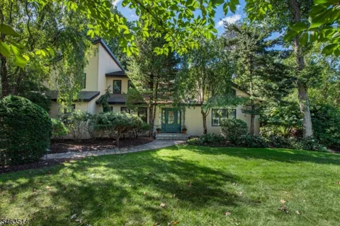 15 Mcdonough Pl