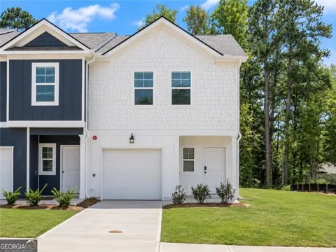1372 Riverstone RD