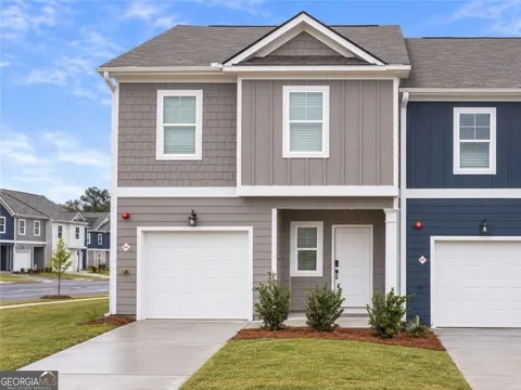 1382 Riverstone RD