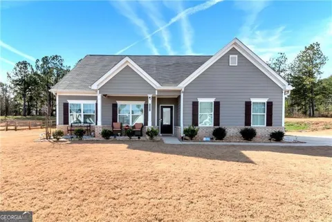 1081 Pine View TRL