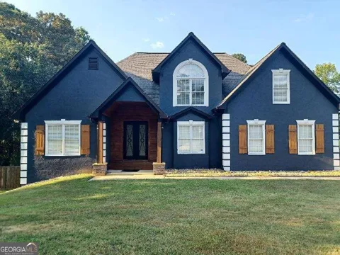 220 Butterfield LN