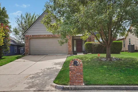 8810 E 95th Street
