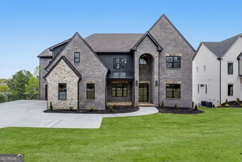 3267 N Bogan RD