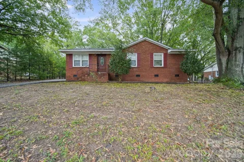 1435 Green Circle Drive