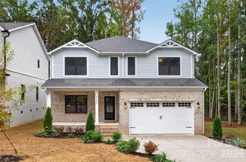9000 Pinenoll Lane