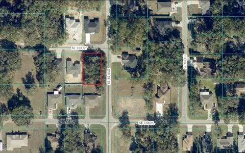 SE 158TH STREET
